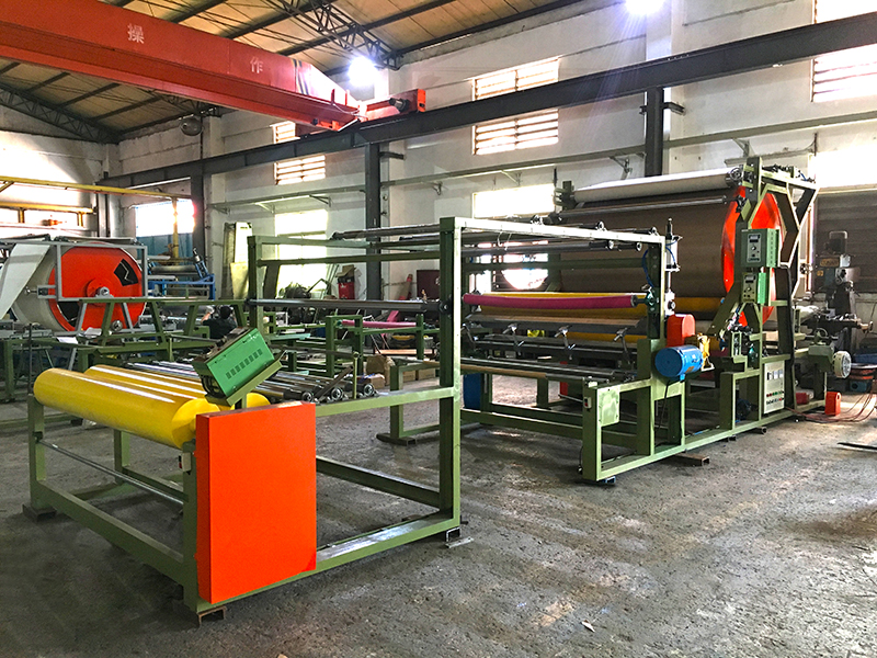 紙品復(fù)合機